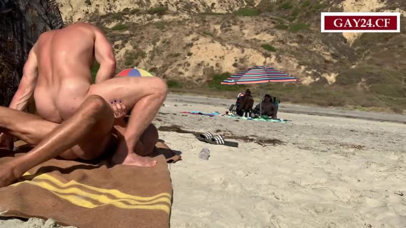 amateurs gays baisant sur la plage publique 2